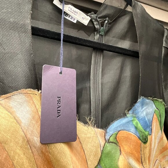 Prada Runway Butterfly Print 100% Silk Dress, Size 42, Made in Italy. - Picture 3 of 6